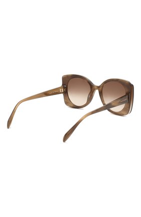 Женские солнцезащитные очки ALEXANDER MCQUEEN коричневого цвета по цене 21900 руб., арт. AM0250S 004 | Фото 4 Женские солнцезащитные очки ALEXANDER MCQUEEN коричневого цвета, арт. AM0250S 004 | Фото 4
