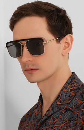 Женские солнцезащитные очки ALEXANDER MCQUEEN черного цвета по цене 29600 руб., арт. AM0258S 001 | Фото 3 Женские солнцезащитные очки ALEXANDER MCQUEEN черного цвета, арт. AM0258S 001 | Фото 3