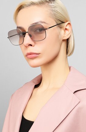 Женские солнцезащитные очки MYKITA серого цвета по цене 41050 руб., арт. MAGDA/SILVER/BLACK | Фото 2 Женские солнцезащитные очки MYKITA серого цвета, арт. MAGDA/SILVER/BLACK | Фото 2