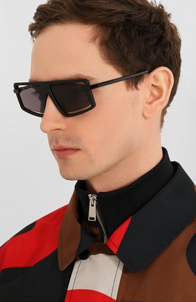 Женские солнцезащитные очки KENZO черного цвета по цене 13700 руб., арт. KZ40043U 02A | Фото 3 Женские солнцезащитные очки KENZO черного цвета, арт. KZ40043U 02A | Фото 3