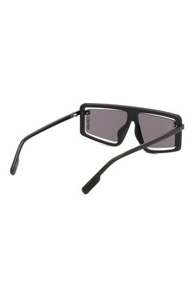 Женские солнцезащитные очки KENZO черного цвета по цене 13700 руб., арт. KZ40043U 02A | Фото 5 Женские солнцезащитные очки KENZO черного цвета, арт. KZ40043U 02A | Фото 5