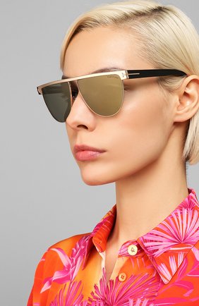 Женские солнцезащитные очки TOM FORD черного цвета по цене 34550 руб., арт. TF570 | Фото 2 Женские солнцезащитные очки TOM FORD черного цвета, арт. TF570 | Фото 2