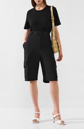 Женские шорты BOTTEGA VENETA черного цвета по цене 68900 руб., арт. 621402/VA5S0 | Фото 2 Женские шорты BOTTEGA VENETA черного цвета, арт. 621402/VA5S0 | Фото 2
