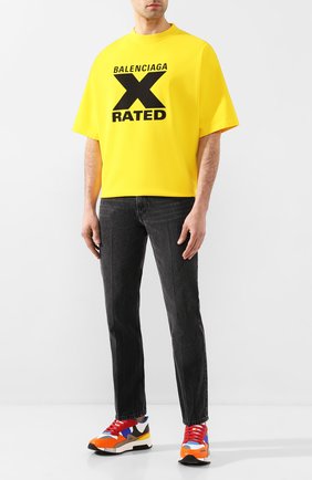 Мужская хлопковая футболка BALENCIAGA желтого цвета по цене 28700 руб., арт. 620969/TIVA7 | Фото 2 Мужская хлопковая футболка BALENCIAGA желтого цвета, арт. 620969/TIVA7 | Фото 2