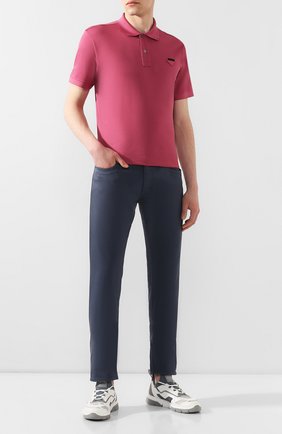 Мужской хлопковые брюки PRADA синего цвета по цене 38000 руб., арт. GEP178-1P8S-F0ZNE-192 | Фото 2 Мужской хлопковые брюки PRADA синего цвета, арт. GEP178-1P8S-F0ZNE-192 | Фото 2