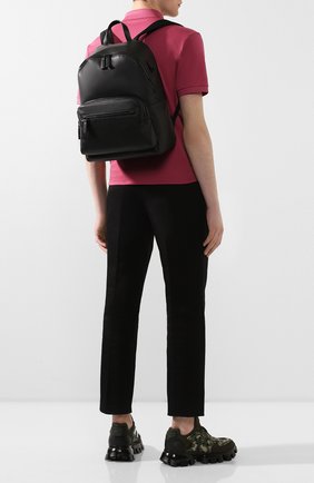 Мужской кожаный рюкзак PRADA черного цвета по цене 145000 руб., арт. 2VZ066-2BYA-F0002-OLO | Фото 2 Мужской кожаный рюкзак PRADA черного цвета, арт. 2VZ066-2BYA-F0002-OLO | Фото 2