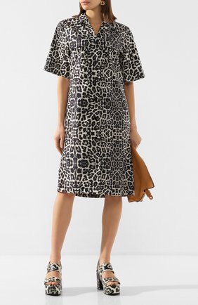 Женские кожаные босоножки DRIES VAN NOTEN серого цвета по цене 55100 руб., арт. WS27/206/H60/QU505 | Фото 2 Женские кожаные босоножки DRIES VAN NOTEN серого цвета, арт. WS27/206/H60/QU505 | Фото 2