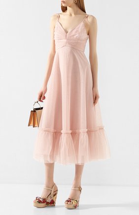 Женские кожаные босоножки bianca DOLCE & GABBANA бежевого цвета по цене 97600 руб., арт. CZ0219/AX741 | Фото 2 Женские кожаные босоножки bianca DOLCE & GABBANA бежевого цвета, арт. CZ0219/AX741 | Фото 2 (Каблук тип: Танкетка; Каблук высота: Высокий; Материал внутренний: Натуральная кожа; Подошва: Платформа)