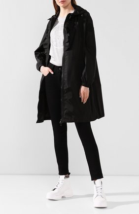 Женский плащ sauge MONCLER черного цвета по цене 58200 руб., арт. F1-093-1C721-00-C0063 | Фото 2 Женский плащ sauge MONCLER черного цвета, арт. F1-093-1C721-00-C0063 | Фото 2
