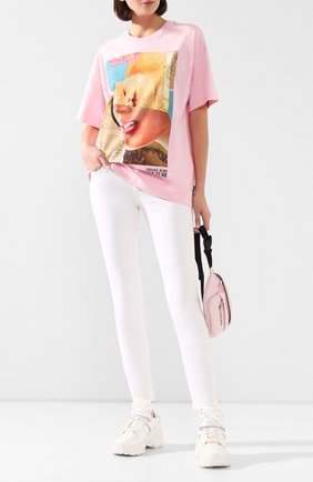 Женские джинсы VERSACE JEANS COUTURE белого цвета по цене 15350 руб., арт. A1HVA0K4-VDP500 4/60501 | Фото 2 Женские джинсы VERSACE JEANS COUTURE белого цвета, арт. A1HVA0K4-VDP500 4/60501 | Фото 2