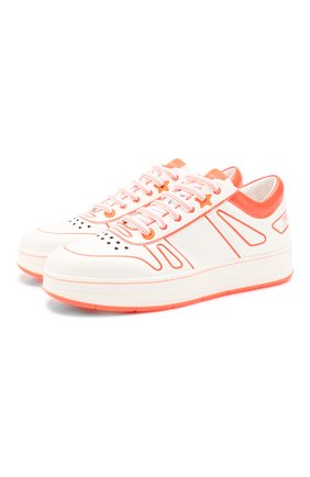 Женские кожаные кеды hawaii JIMMY CHOO белого цвета по цене 32900 руб., арт. HAWAII/F/F0U | Фото 1 Женские кожаные кеды hawaii JIMMY CHOO белого цвета, арт. HAWAII/F/F0U | Фото 1