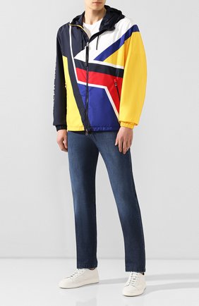Мужская куртка RALPH LAUREN разноцветного цвета по цене 142500 руб., арт. 790785938 | Фото 2 Мужская куртка RALPH LAUREN разноцветного цвета, арт. 790785938 | Фото 2 (Длина (верхняя одежда): Короткие; Материал подклада: Синтетический материал; Материал внешний: Синтетический материал; Рукава: Длинные; Мужское Кросс-КТ: Верхняя одежда, Куртка-верхняя одежда; Кросс-КТ: Ветровка, Куртка)