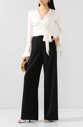 Женская блузка LANVIN белого цвета по цене 78600 руб., арт. RW-T0680U-3950-E20 | Фото 2 Женская блузка LANVIN белого цвета, арт. RW-T0680U-3950-E20 | Фото 2