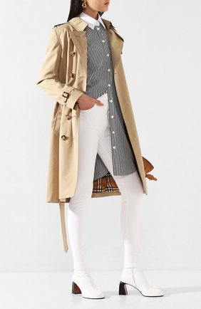 Женская хлопковая рубашка BURBERRY черно-белого цвета по цене 91300 руб., арт. 4564367 | Фото 2 Женская хлопковая рубашка BURBERRY черно-белого цвета, арт. 4564367 | Фото 2