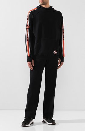 Мужские хлопковые брюки genuine motorclothes HARLEY-DAVIDSON черного цвета по цене 9380 руб., арт. 96128-18VM | Фото 2 Мужские хлопковые брюки genuine motorclothes HARLEY-DAVIDSON черного цвета, арт. 96128-18VM | Фото 2 (Материал внешний: Хлопок; Длина (брюки, джинсы): Стандартные; Мужское Кросс-КТ: Брюки-трикотаж; Случай: Повседневный)