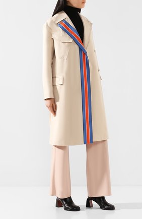 Женский хлопковый тренч VICTORIA, VICTORIA BECKHAM бежевого цвета по цене 69300 руб., арт. 2120WCT000377A | Фото 2 Женский хлопковый тренч VICTORIA, VICTORIA BECKHAM бежевого цвета, арт. 2120WCT000377A | Фото 2