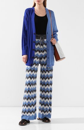Женские брюки из смеси хлопка и вискозы M MISSONI синего цвета по цене 46400 руб., арт. 2DI00178/2K005M | Фото 2 Женские брюки из смеси хлопка и вискозы M MISSONI синего цвета, арт. 2DI00178/2K005M | Фото 2