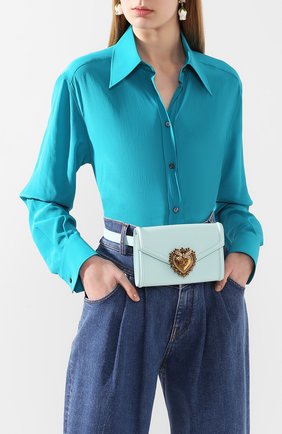Женская поясная сумка devotion DOLCE & GABBANA голубого цвета по цене 66850 руб., арт. BB6706/AV893 | Фото 2 Женская поясная сумка devotion DOLCE & GABBANA голубого цвета, арт. BB6706/AV893 | Фото 2