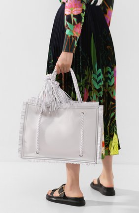 Женская сумка valentino garavani the rope VALENTINO белого цвета по цене 185000 руб., арт. TW0B0G72/JMS | Фото 2 Женская сумка valentino garavani the rope VALENTINO белого цвета, арт. TW0B0G72/JMS | Фото 2