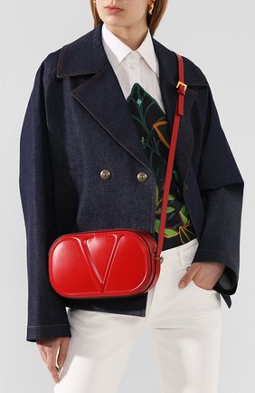 Женская сумка valentino garavani vlogo walk VALENTINO красного цвета по цене 75900 руб., арт. TW0B0G32/QEL | Фото 2 Женская сумка valentino garavani vlogo walk VALENTINO красного цвета, арт. TW0B0G32/QEL | Фото 2