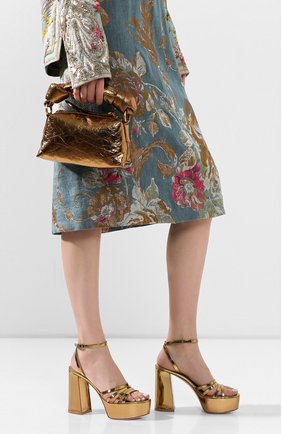 Женская сумка DRIES VAN NOTEN золотого цвета по цене 47500 руб., арт. 201-11500-251 | Фото 2 Женская сумка DRIES VAN NOTEN золотого цвета, арт. 201-11500-251 | Фото 2