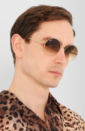 Женские солнцезащитные очки RAY-BAN коричневого цвета по цене 11400 руб., арт. 1970-914751 | Фото 3 Женские солнцезащитные очки RAY-BAN коричневого цвета, арт. 1970-914751 | Фото 3
