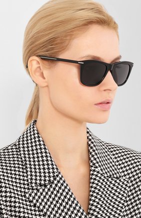 Женские солнцезащитные очки DIOR черного цвета по цене 22350 руб., арт. BLACKTIE268S 807 | Фото 2 Женские солнцезащитные очки DIOR черного цвета, арт. BLACKTIE268S 807 | Фото 2