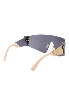 Женские солнцезащитные очки FENDI розового цвета по цене 34100 руб., арт. 0382 35J | Фото 4 Женские солнцезащитные очки FENDI розового цвета, арт. 0382 35J | Фото 4
