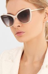 Женские солнцезащитные очки ALEXANDER MCQUEEN золотого цвета, арт. AM0261S-004 | Фото 2 (Тип очков: С/з; Очки форма: Квадратные; Оптика Гендер: оптика-женское)