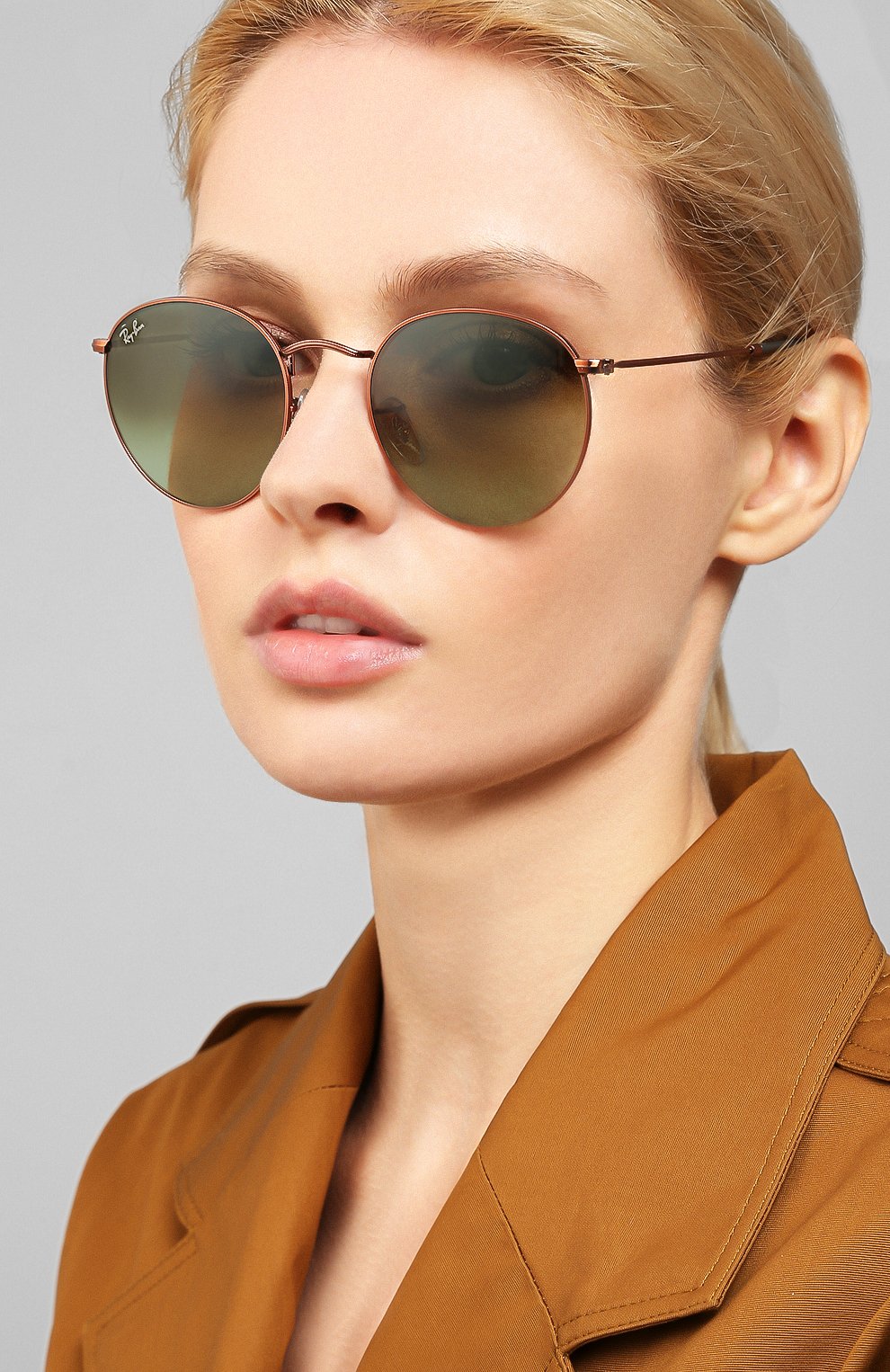 Женские солнцезащитные очки RAY-BAN темно-зеленого цвета по цене 11400 руб., арт. 3447-9002A6 | Фото 2 Женские солнцезащитные очки RAY-BAN темно-зеленого цвета, арт. 3447-9002A6 | Фото 2