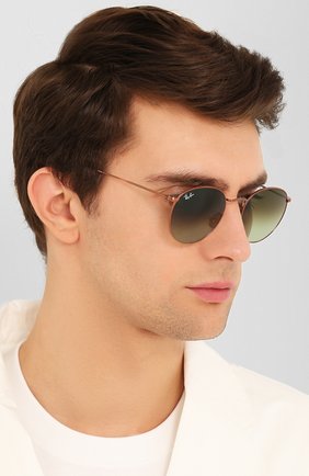 Женские солнцезащитные очки RAY-BAN темно-зеленого цвета по цене 11400 руб., арт. 3447-9002A6 | Фото 3 Женские солнцезащитные очки RAY-BAN темно-зеленого цвета, арт. 3447-9002A6 | Фото 3