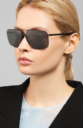 Женские солнцезащитные очки MYKITA MYLON черного цвета по цене 45150 руб., арт. L0TUS/243 | Фото 2 Женские солнцезащитные очки MYKITA MYLON черного цвета, арт. L0TUS/243 | Фото 2