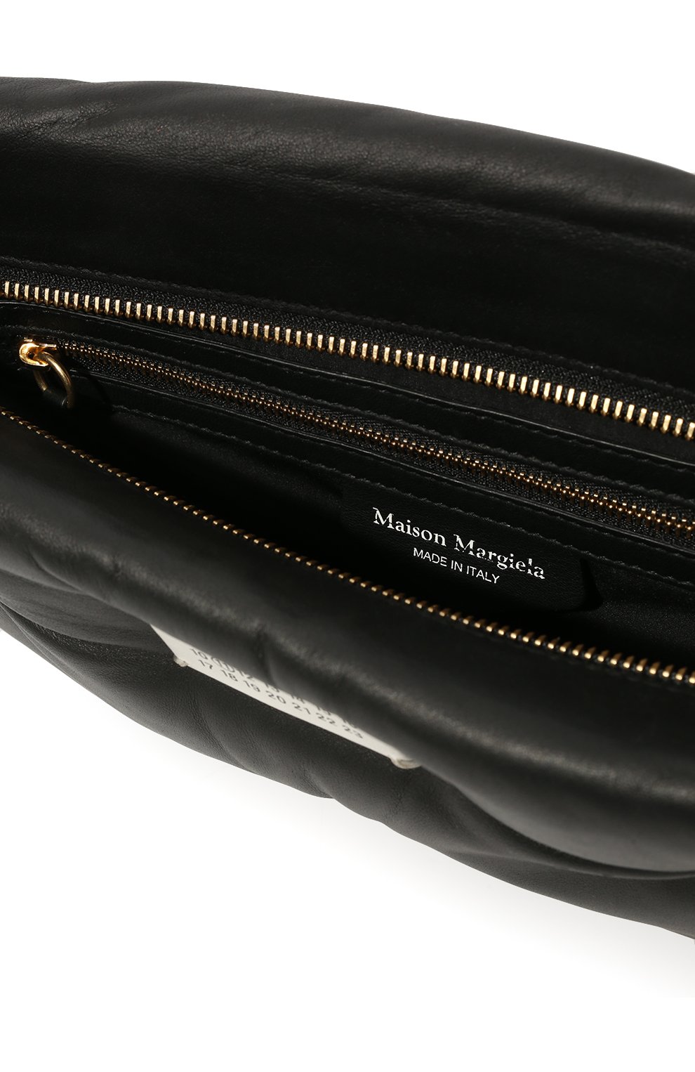 Женский клатч glam slam MAISON MARGIELA черного цвета по цене 109500 руб., арт. S56WF0095/PR818 | Фото 5 Женский клатч glam slam MAISON MARGIELA черного цвета, арт. S56WF0095/PR818 | Фото 5 (Размер: medium; Материал: Натуральная кожа; Женское Кросс-КТ: Клатч-клатчи)