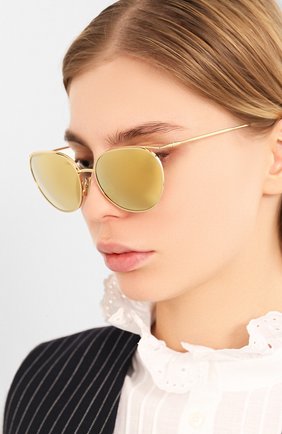 Женские солнцезащитные очки CELINE EYEWEAR золотого цвета по цене 27500 руб., арт. 40136U | Фото 2 Женские солнцезащитные очки CELINE EYEWEAR золотого цвета, арт. 40136U | Фото 2