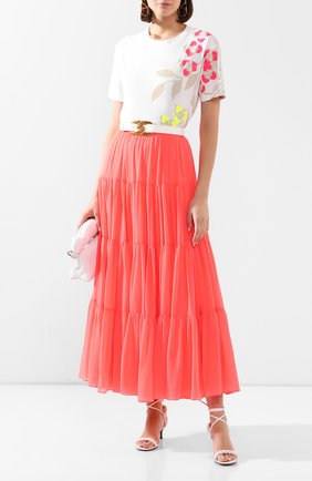 Женская юбка VALENTINO кораллового цвета по цене 254500 руб., арт. TB0RA5W75HG | Фото 2 Женская юбка VALENTINO кораллового цвета, арт. TB0RA5W75HG | Фото 2 (Длина Ж (юбки, платья, шорты): Макси; Материал внешний: Синтетический материал; Материал подклада: Синтетический материал; Женское Кросс-КТ: Юбка-одежда)