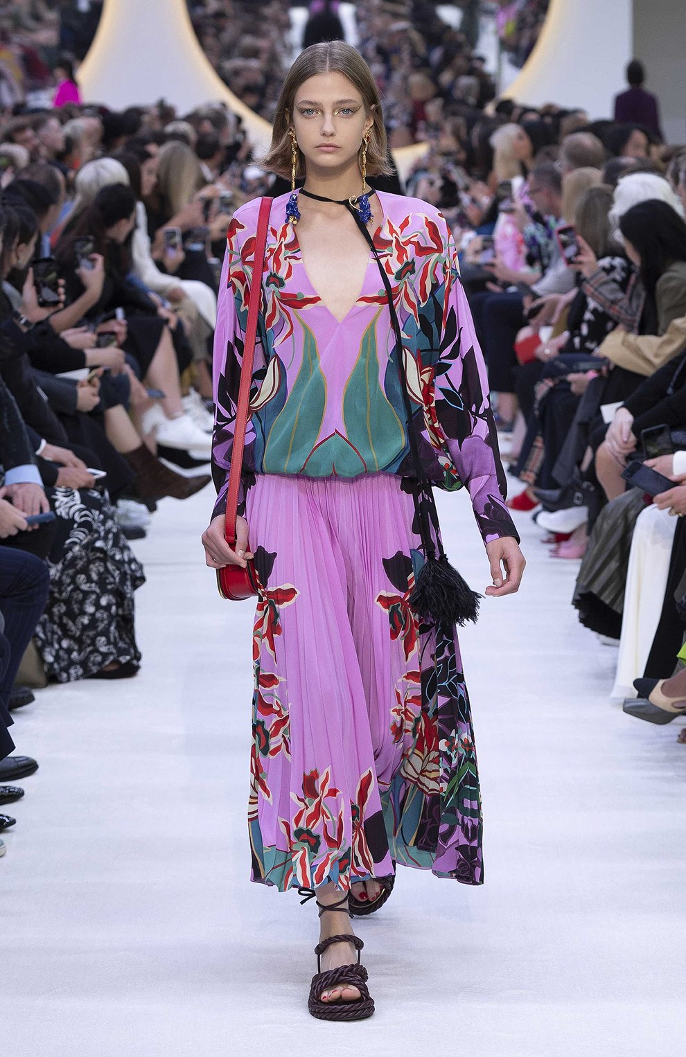 Женская розовая шелковая блузка VALENTINO купить в интернет-магазине ...