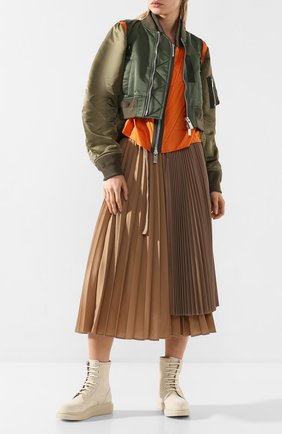 Женский бомбер SACAI хаки цвета по цене 89950 руб., арт. 20-04846 | Фото 2 Женский бомбер SACAI хаки цвета, арт. 20-04846 | Фото 2