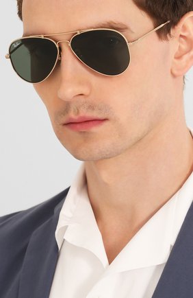 Женские солнцезащитные очки RAY-BAN золотого цвета по цене 0 руб., арт. 8125-913658 | Фото 3 Женские солнцезащитные очки RAY-BAN золотого цвета, арт. 8125-913658 | Фото 3 (Кросс-КТ: С/з-унисекс; Региональные ограничения белый список (Axapta Mercury): RU; Тип очков: С/з; Очки форма: Авиаторы; Оптика Гендер: оптика-унисекс)