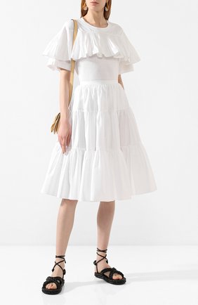 Женская хлопковая футболка VALENTINO белого цвета по цене 52350 руб., арт. TB0MG06J5G4 | Фото 2 Женская хлопковая футболка VALENTINO белого цвета, арт. TB0MG06J5G4 | Фото 2