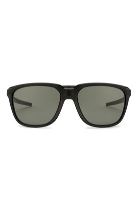 Мужские солнцезащитные очки OAKLEY черного цвета, арт. 9420-942001 | Фото 3 (Тип очков: С/з; Оптика Гендер: оптика-унисекс; Очки форма: Прямоугольные)