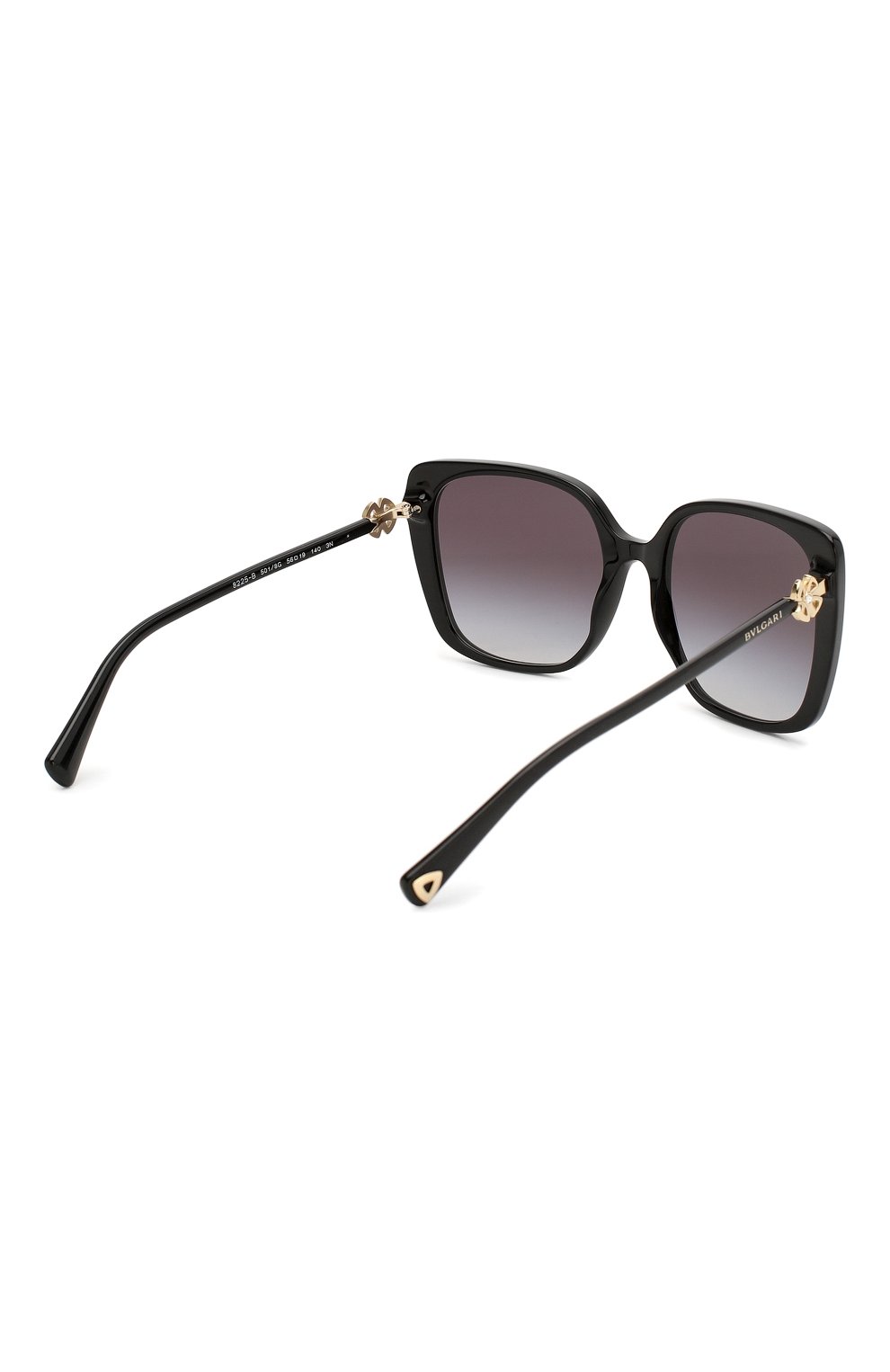 Женские солнцезащитные очки BVLGARI черного цвета, арт. 8225B-501/8G | Фото 4 (Тип очков: С/з; Очки форма: Квадратные; Оптика Гендер: оптика-женское)