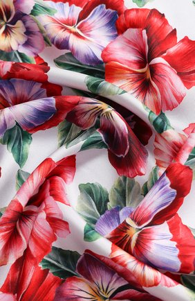 Женский шелковый платок DOLCE & GABBANA разноцветного цвета по цене 26100 руб., арт. FN090R/GDS57 | Фото 2 Женский шелковый платок DOLCE & GABBANA разноцветного цвета, арт. FN090R/GDS57 | Фото 2