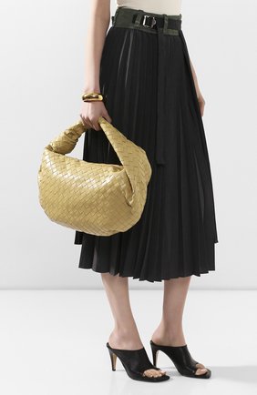 Женская сумка bv jodie small BOTTEGA VENETA бежевого цвета по цене 210000 руб., арт. 600261/VCPP0 | Фото 2 Женская сумка bv jodie small BOTTEGA VENETA бежевого цвета, арт. 600261/VCPP0 | Фото 2