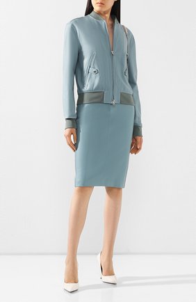 Женский кожаный бомбер TOM FORD голубого цвета по цене 299500 руб., арт. CSL663-LEX251 | Фото 2 Женский кожаный бомбер TOM FORD голубого цвета, арт. CSL663-LEX251 | Фото 2