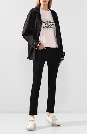 Женская хлопковая футболка BURBERRY розового цвета по цене 26700 руб., арт. 8026882 | Фото 2 Женская хлопковая футболка BURBERRY розового цвета, арт. 8026882 | Фото 2