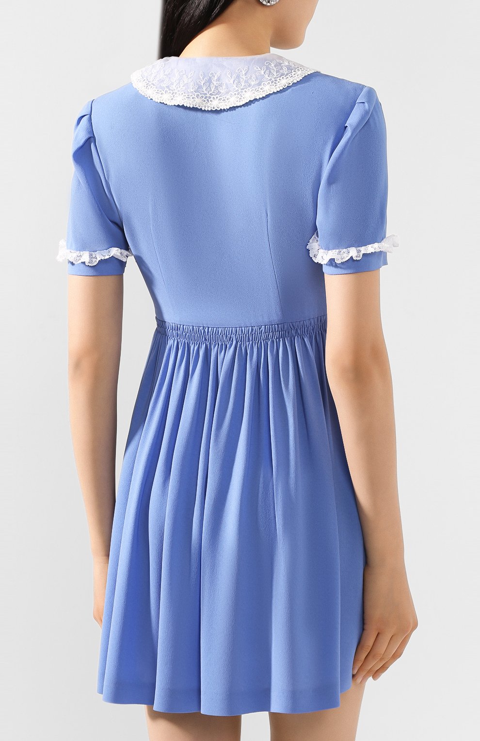 Женское платье из вискозы MIU MIU синего цвета, арт. MF3585-92U-F0237 | Фото 4 (Длина Ж (юбки, платья, шорты): Мини; Рукава: Короткие; Случай: Повседневный; Материал внешний: Вискоза; Женское Кросс-КТ: Платье-одежда)