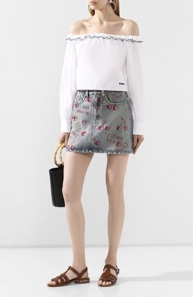 Женская хлопковый топ MIU MIU белого цвета по цене 39500 руб., арт. MT1512-SY2-F0009 | Фото 2 Женская хлопковый топ MIU MIU белого цвета, арт. MT1512-SY2-F0009 | Фото 2
