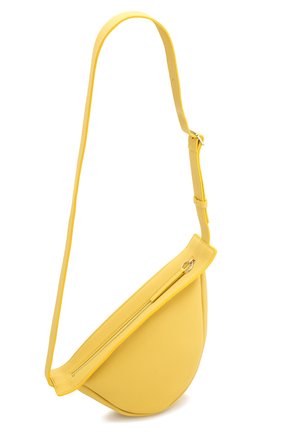 Женская сумка banana THE ROW желтого цвета по цене 141500 руб., арт. W1197L129 | Фото 1 Женская сумка banana THE ROW желтого цвета, арт. W1197L129 | Фото 1
