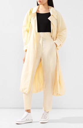 Женские брюки LOW CLASSIC светло-бежевого цвета по цене 27850 руб., арт. L0W20SS_PT15CR | Фото 2 Женские брюки LOW CLASSIC светло-бежевого цвета, арт. L0W20SS_PT15CR | Фото 2