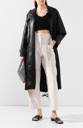 Женский тренч LOW CLASSIC черного цвета по цене 46500 руб., арт. L0W20SS_CT01BK | Фото 2 Женский тренч LOW CLASSIC черного цвета, арт. L0W20SS_CT01BK | Фото 2